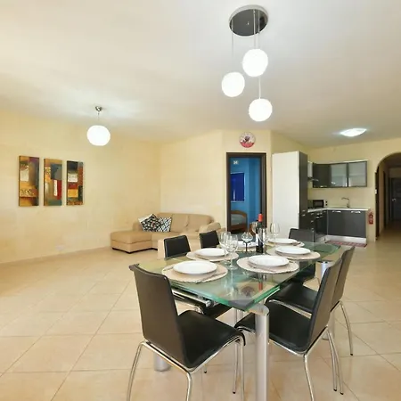 Gozo Spacious Apartment With Large Communal Pool Qala Exterior photo