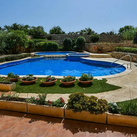 Gozo Spacious Apartment With Large Communal Pool Qala Exterior photo