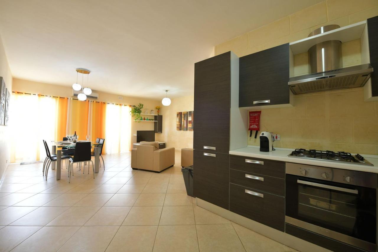 Apartment Gozo Spacious With Large Communal Pool *