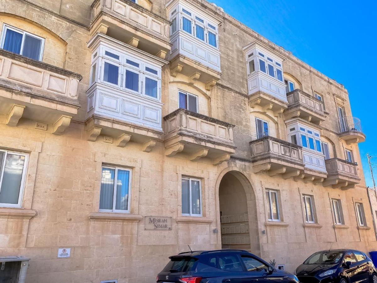 Gozo Spacious With Large Communal Pool Apartment Qala