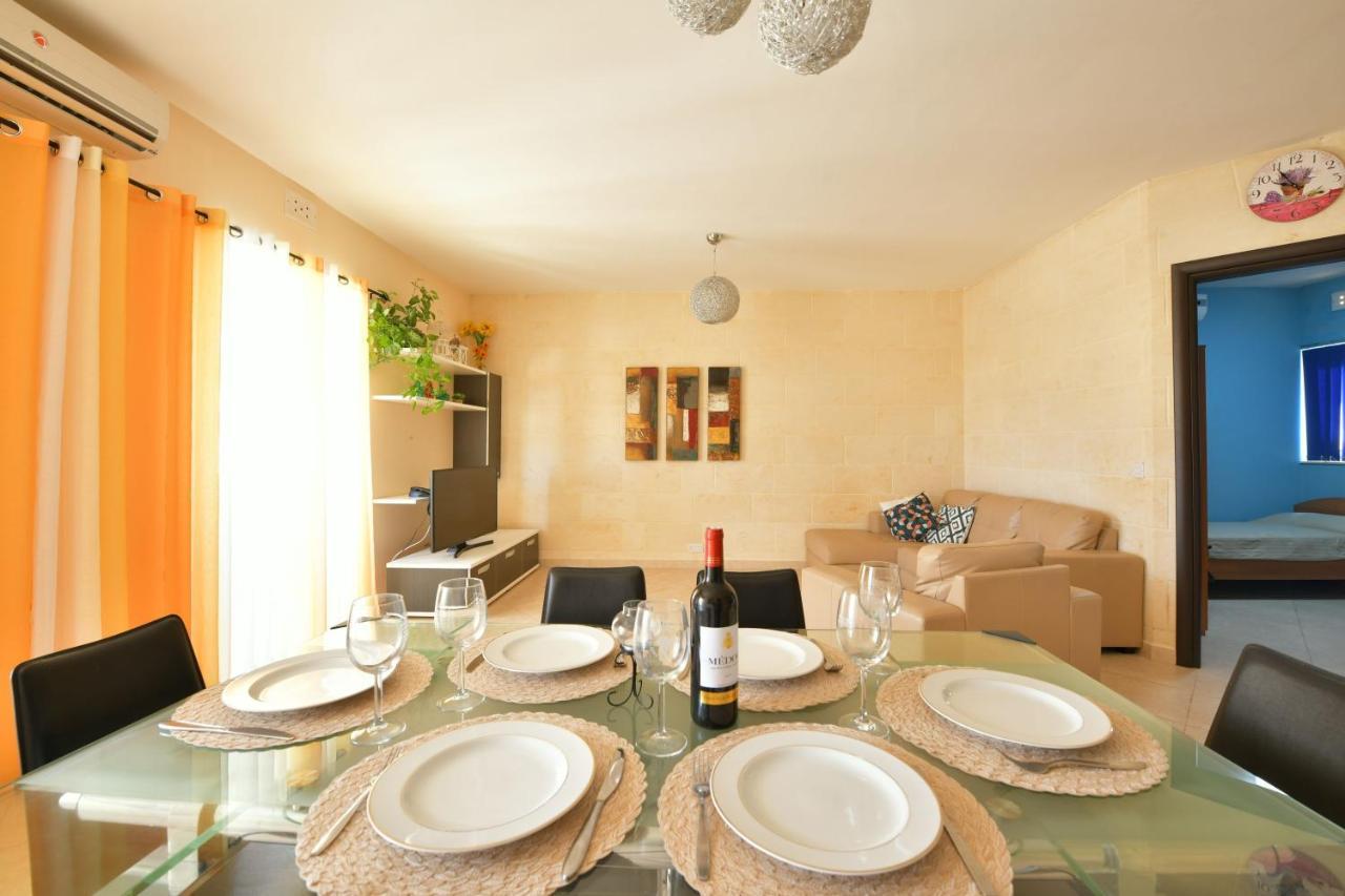 Gozo Spacious With Large Communal Pool Apartment *