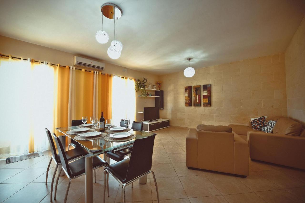 Gozo Spacious With Large Communal Pool